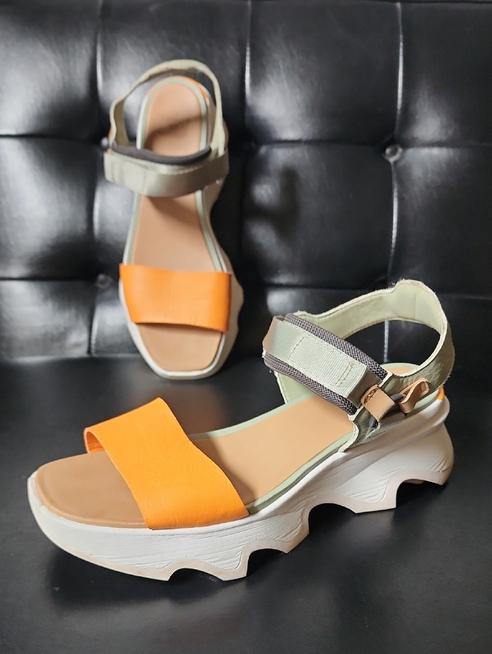 SOREL Kinetic Impact Y-Strap High Sandal Safari Sea Salt Koi Orange Platform 10